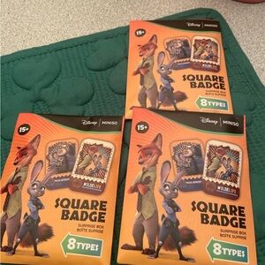 Disney Miniso Zootopia Square Badge - Orange (Set)